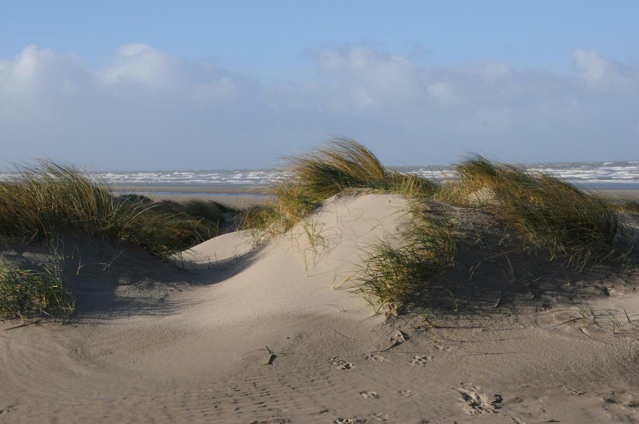 Villa KARIN Oostduinkerke Esterno foto